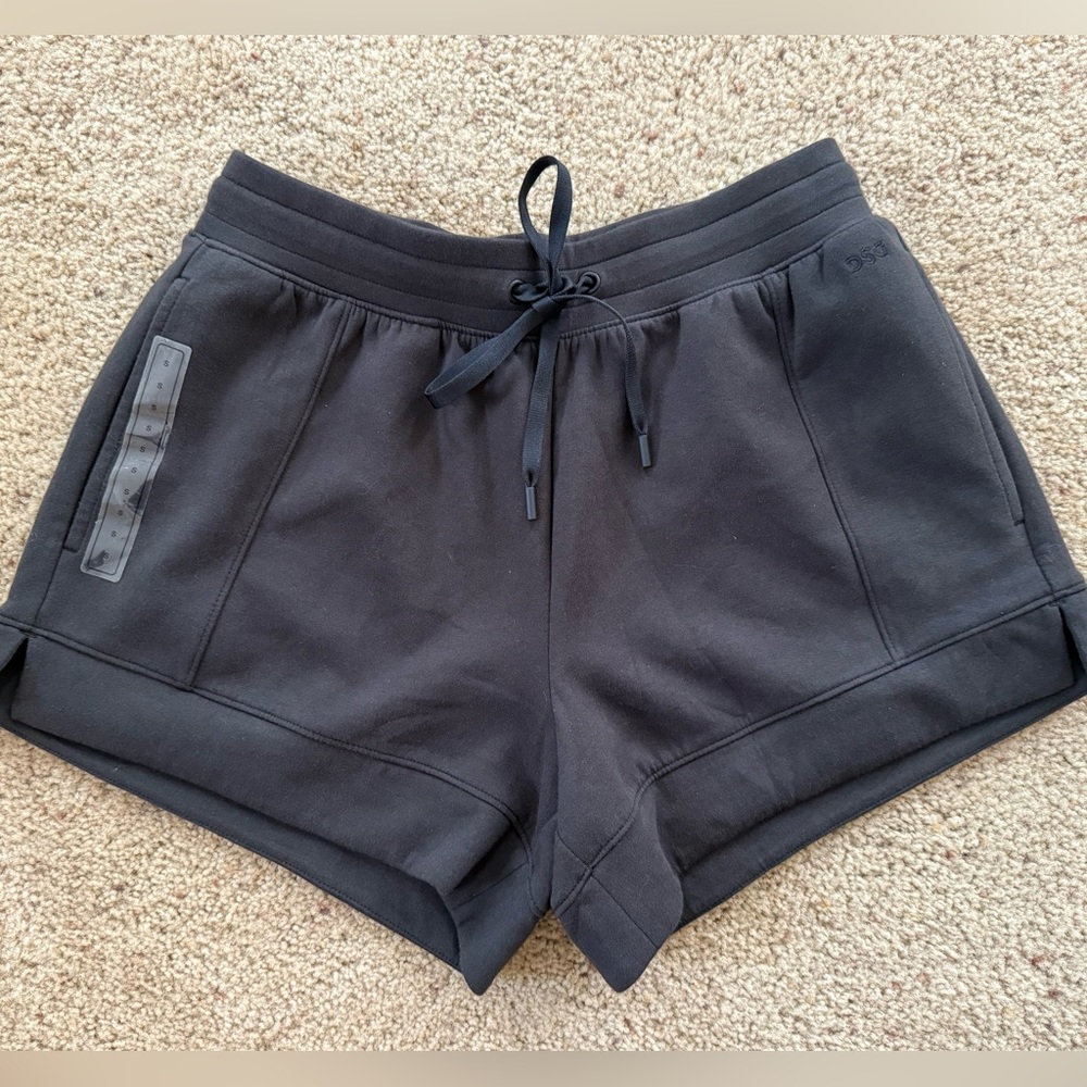 DSG Sport Fleece Mid-Rise Relaxed Fit Shorts Womens XS Green Drawstring